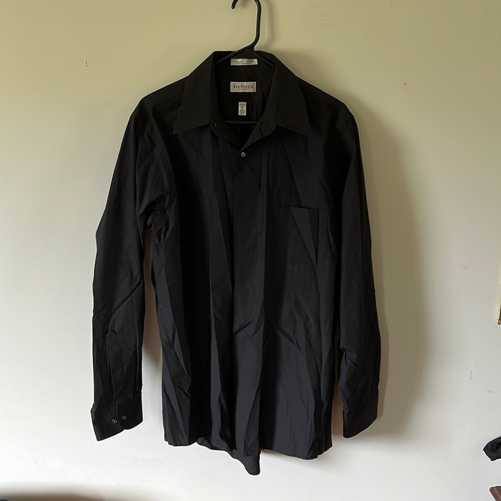 Large Van Heusen black Dress shirt